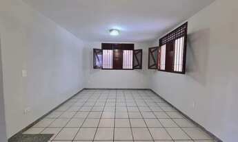 Imagem 3: Casa com 3 dormitórios para alugar, 416 m² por R$ 5.300,00/mês - Candelária - Natal/RN