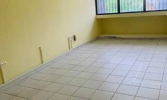 Imagem 6: Prédio Comercial 10 salas vizinho a Santa Casa