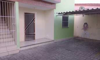 Imagem 3: Apartamento para aluguel possui 60 metros quadrados com 2 quartos em Centro - Alagoinhas