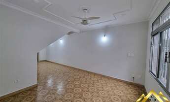 Imagem 2: Sobrado 4 Dormitórios, Reformado, 1 vaga na Quadra da Praia do Gonzaguinha, São Vicente-SP