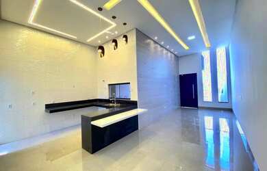 Imagem 5: CASA 03 QUARTOS SENDO 02 SUÍTES PLENAS, CLOSET - CORREDOR LATERAL SETOR GOIÂNIA 2