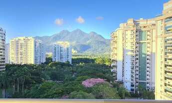 Imagem 7: Apartamento para venda possui 239 metros quadrados com 4 quartos