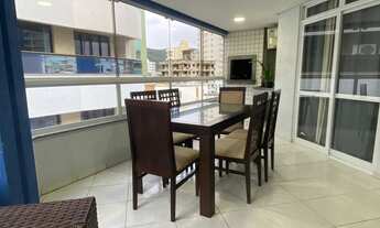 Imagem 2: Apartamento com vista lateral para a praia