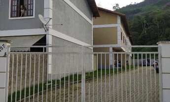 Imagem 3: Casa 2 quartos, sala, lavabo, banheiro social, cozinha, área de serviço e garagem