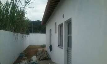 Imagem 6: Casa popular em Esmeraldas