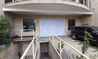 Imagem: Prédio comercial em São Miguel