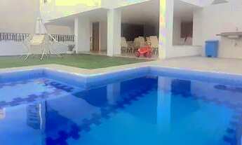 Imagem: 2 quartos com suíte e varanda. Rua das