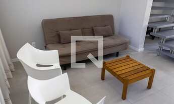 Imagem 2: Casa de Condomínio para Aluguel - Cachoeira do Bom Jesus, 2 Quartos, 120 m2