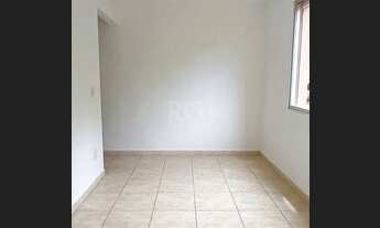 Imagem 6: Apartamento 2 dormitórios, reformado, andar térreo. Próximo da Av. Protásio Alves. Jardim