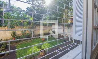 Imagem 6: Apartamento para Aluguel - Petrópolis, 2 Quartos, 65 m2