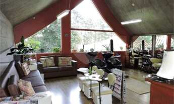 Imagem 2: Casa com projeto contemporâneo no Condomínio Forest Hills em Jandira