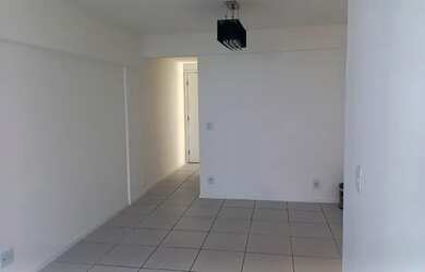 Imagem 3: Apartamento para aluguel possui 80 metros quadrados com 3 quartos em Pechincha - Rio de Ja