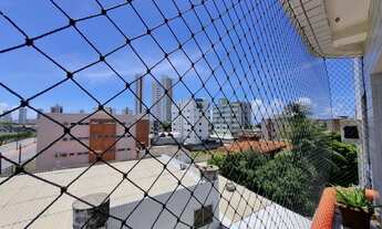 Imagem 2: Apto à venda com ótimo acabamento, exc. localização, 3 qtos 1 ste, 1 vaga, piscina e churr