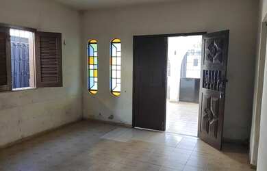 Imagem 3: Casa para Venda em Teresina, FÁTIMA, 4 dormitórios, 2 suítes, 1 banheiro, 3 vagas