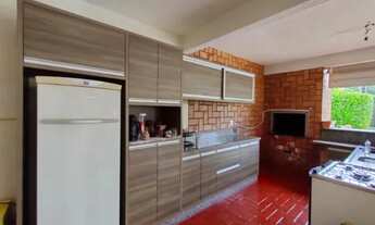 Imagem 7: Casa semimobiliada com 4 quartos sendo um suite - Vila A - Rápido acesso ao PY