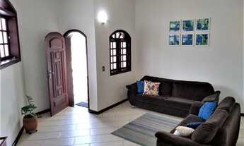 Imagem: Sobrado para aluguel tem 242 metros quadrados