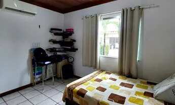 Imagem 7: Vendo Casa Semi mobiliada completa situada no Dom Pedro 1, 5 quartos