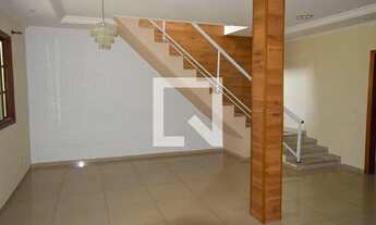 Imagem 3: Casa para Aluguel - Olavo Bilac, 3 Quartos, 180 m2