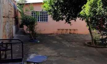 Imagem 5: Casa para venda tem 300 metros quadrados com 3 quartos em Condomínio Mestre D'Armas