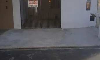 Imagem 2: Vendo casa meio lote