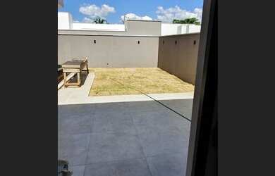 Imagem 4: Linda Residência no Condominio Costa dos Ipês