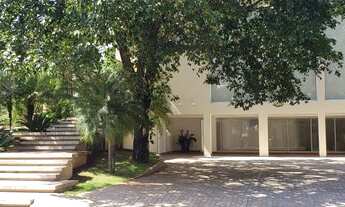 Imagem 3: Casa de condomínio sobrado para venda tem 654 metros quadrados com 5 quartos