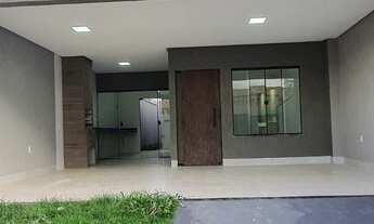 Imagem 2: Linda casa 3/4 sendo 1 suíte no jardim Presidente em Goiânia