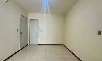 Imagem 3: Apartamento com 1 dormitório para alugar, 51 m² por R$ 1.115,00/mês - Centro - Juiz de For