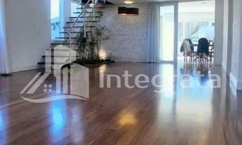 Imagem 4: Casa de alto padrão com 4 suítes, piscina aquecida e churrasqueira - Poços de Caldas