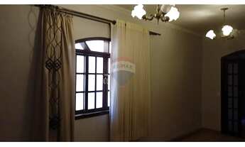 Imagem 5: Casa dos Sonhos: Elegância e Conforto no Brasil