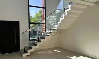 Imagem 2: Oportunidade - Casa em Condomínio - Reserva Aruanã - Loteamento Floresta - 3 Suítes - 268m