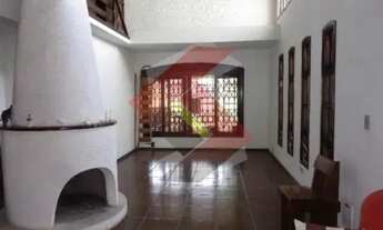 Imagem: Sobrado para fins residencial ou comercial