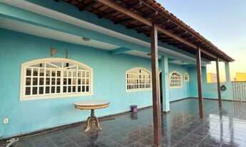 Imagem: Sobrado com varanda 4 quartos e 3 banheiros