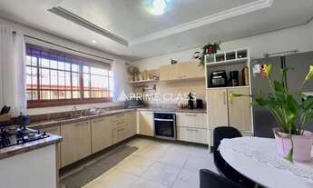 Imagem 4: Casa com 190m², 4 quartos, 3 suítes, 2 vagas, no bairro Mont Serrat em Canoas