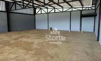 Imagem 4: Galpão à venda, 440m² por R$ 1.800.000 - Novo Mundo - Uberlândia/MG