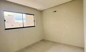 Imagem 2: CASA DE ALTO PADRÃO NO COND. PORTO MARINA 3/4 COM SUÍTE E CLOSE