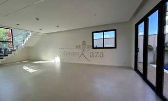 Imagem 3: Oportunidade - Casa em Condomínio - Reserva Aruanã - Loteamento Floresta - 3 Suítes - 268m