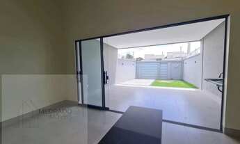 Imagem 4: Casa para Venda em Aparecida de Goiânia, Cardoso, 3 dormitórios, 1 suíte, 2 banheiros, 4 v