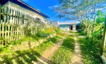 Imagem 2: Casa à venda em Imbituba, no bairro Vila Nova