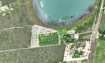 Imagem 3: Vendo chácara no de frente pro Lago Azul 25km de Boa Vista - Leia anuncio