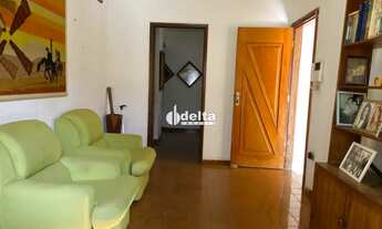 Imagem 4: Casa residencial de 3 quartos sendo 1 suíte disponível no bairro Tubalina em Uberlândia