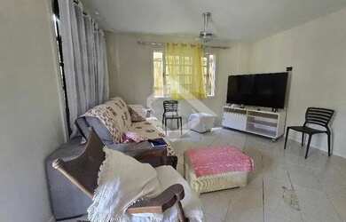 Imagem 7: Casa Triplex- 4 suítes- sol da manhã- Vargem Pequena