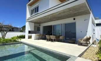 Imagem 3: Casa 3 Suítes Fundos Lago no Reserva da Pedra - Pedra Branca - mrt