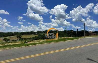 Imagem: Terreno com leve declive com 462M², 30x16