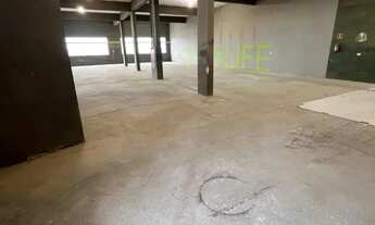 Imagem 3: Imóvel para aluguel tem 408 metros quadrados com 1 quarto