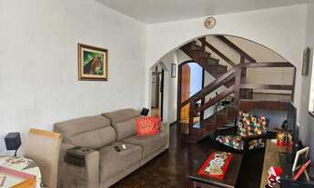 Imagem 5: Sobrado para venda possui 284 metros quadrados com 5 quartos