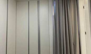 Imagem 3: Casa de condomínio para aluguel e venda possui 390 metros quadrados com 4 quartos