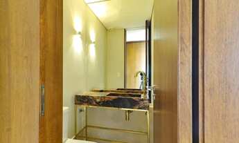 Imagem 3: Apartamento para aluguel possui 185 metros quadrados com 4 quartos em Sion - Belo Horizont