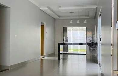 Imagem 4: Casa para venda possui 142 metros quadrados com 3 quartos em Bandeirante - Caldas Novas