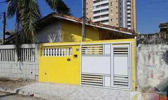 Imagem 2: Casa para Venda em Praia Grande, Guilhermina, 2 dormitórios, 2 suítes, 1 banheiro, 1 vaga